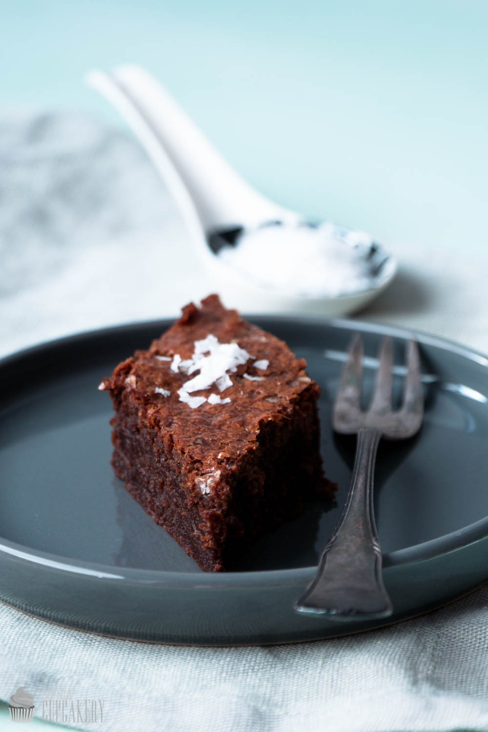 Französischer Schokoladenkuchen mit Meersalz { Rezept: Gâteau au ...