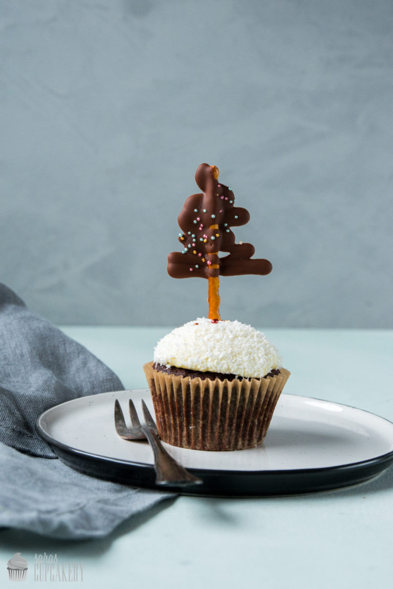 Weihnachtscupcakes 2.0 { Rezept: Weihnachtsbaum Cupcakes} - Saras Cupcakery