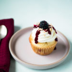 Brombeer-Cupcakes