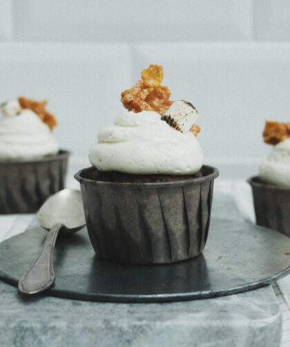 Caramel Cornflake Cupcakes