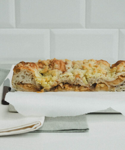 Apple Crumble Focaccia