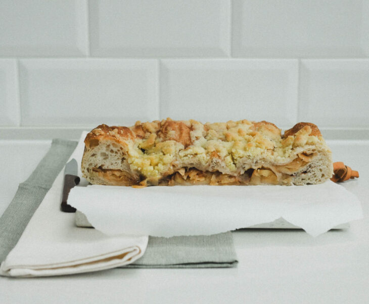 Apple Crumble Focaccia