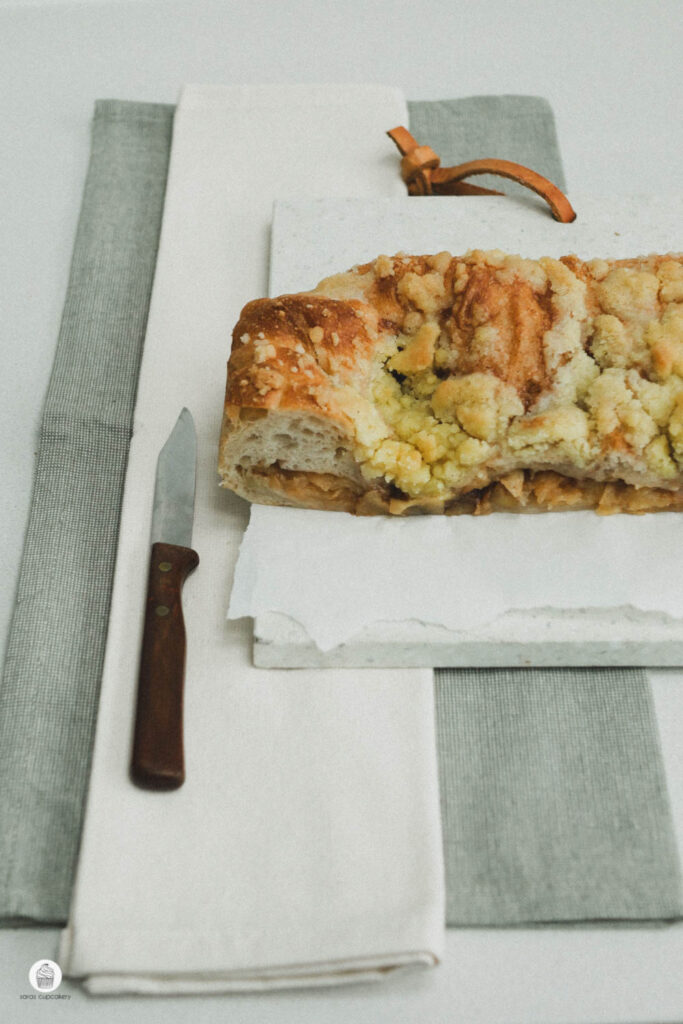 Apple Crumble Focaccia